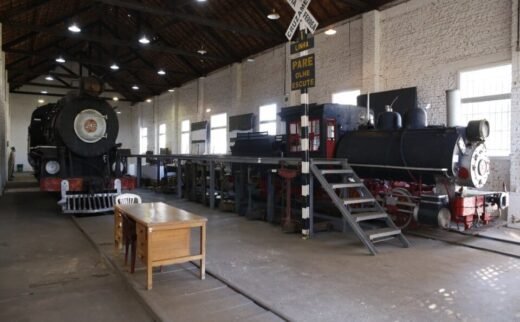 Museu Ferroviário de Pires do Rio: Preservando a História Ferroviária de Goiás 2 Acervo e Exposicoes do Museu Ferroviario de Pires do Rio