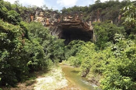 5 Destinos Imperdíveis em Goiás: Natureza, História e Águas Termais 5 img 1191
