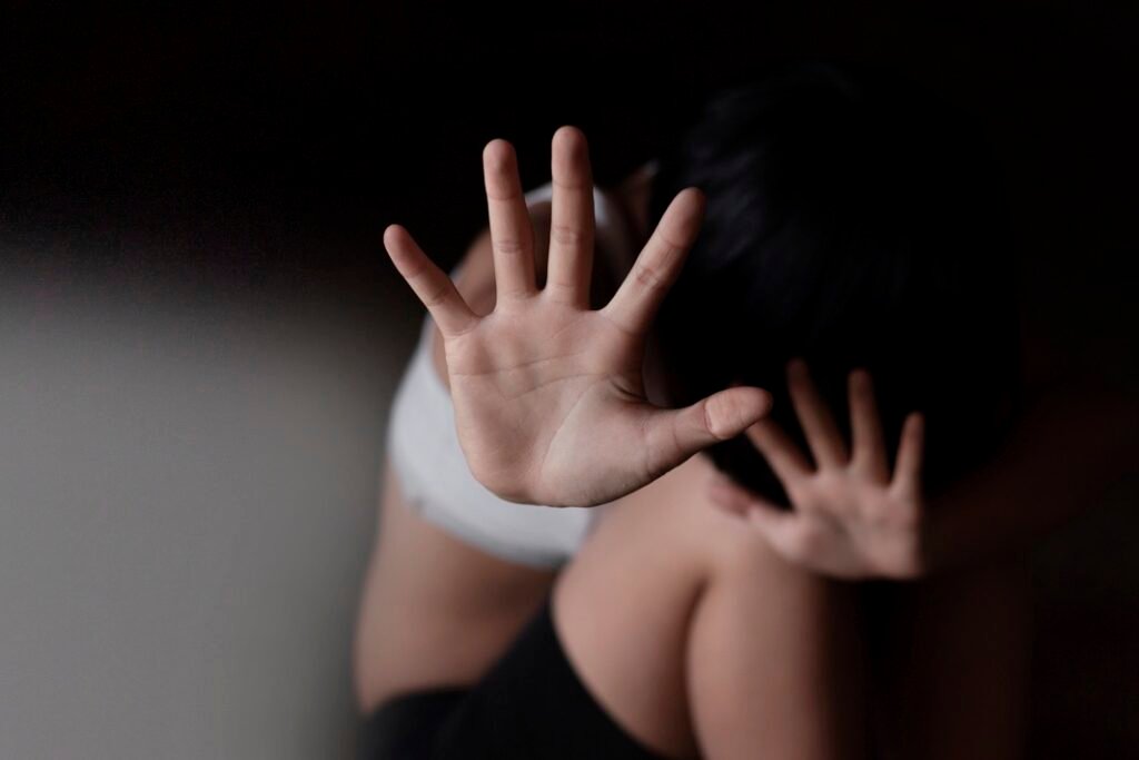 Homem é condenado a mais de 35 anos de prisão por estuprar quatro meninas, incluindo sua filha em São Miguel do Passa Quatro