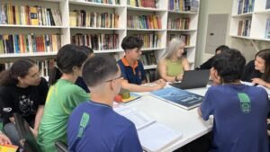 Bolsa Profissionalizante Goiás concede bolsas de até R$ 400 a estudantes das Escolas do Futuro e amplia auxílio para formação profissional e artística
