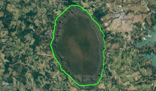 Nasa destaca Serra de Caldas Novas com foto inédita de satélite